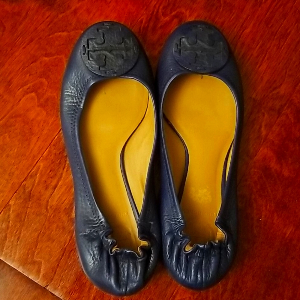 Tory Burch navy ballet shoe